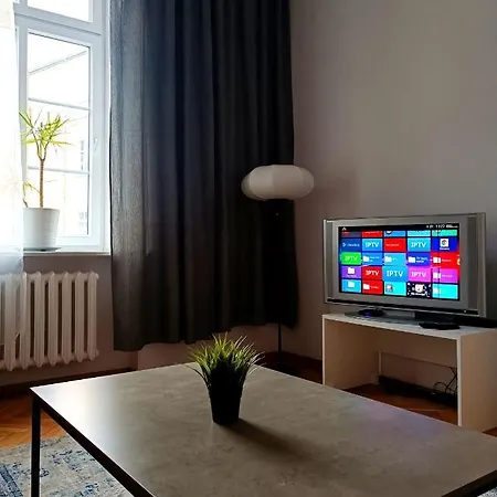 Przytulne 2-pokojowe Niedaleko Starego Miasta Lok 17